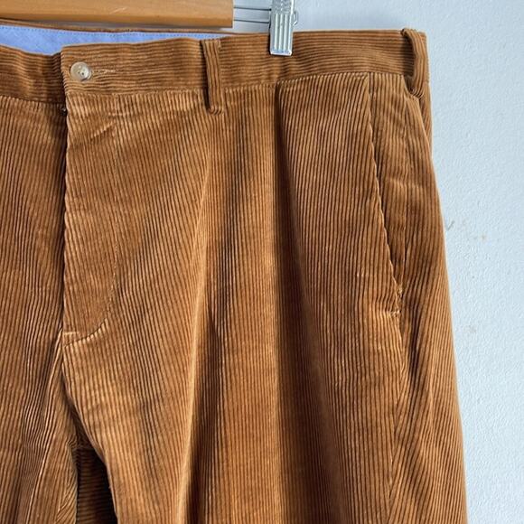 Polo Ralph Lauren Classic Fit wide tooth corduroy straight leg flat front pants - Picture 4 of 7